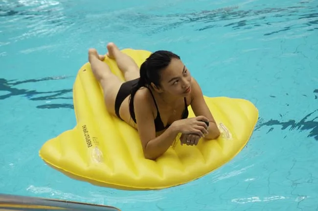 New Product Yellow Flotadores Adult Large Pool Floating Mat Water Floating Row Inflatable Water  Floats