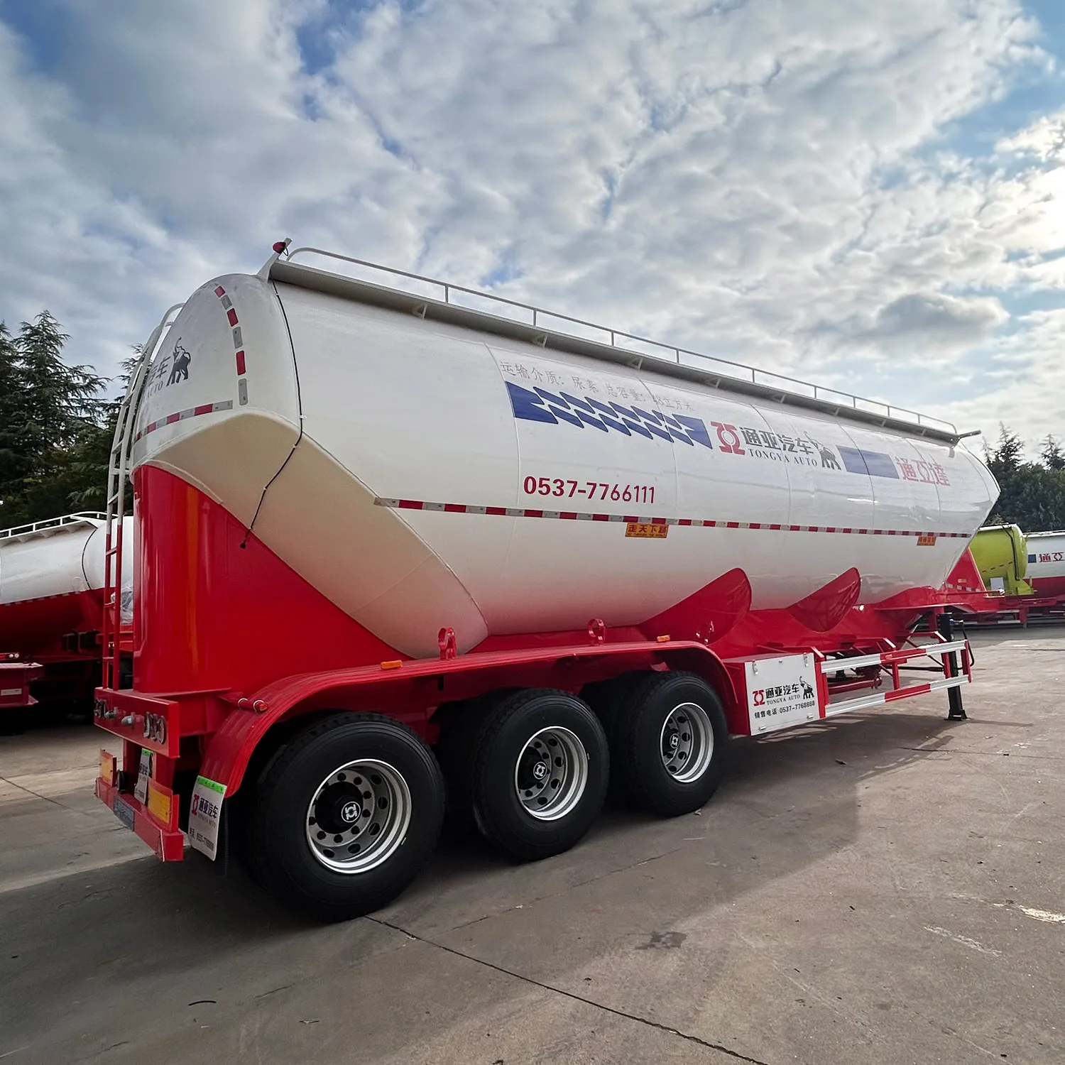 Powder Tanker Semi Trailer Bulk Cement Tank Semi Trailer Dry Bulk Cement Semi Trailer