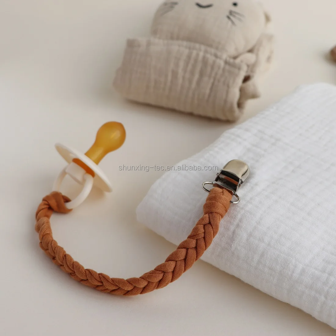 Handmade Dummy Clips Holder Chain Eco Friendly Flexible Fabric Yarn Braided Baby Pacifier Clips