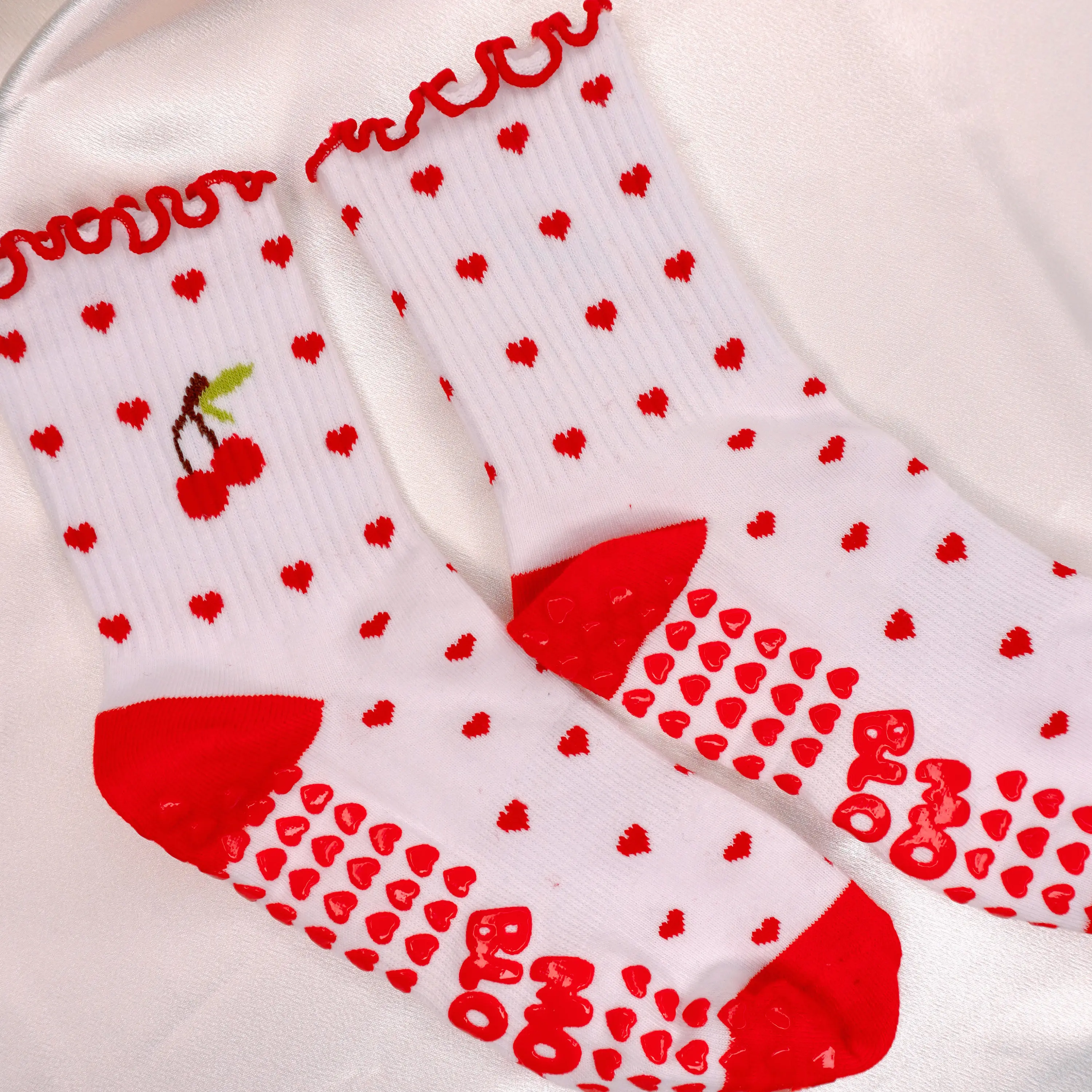 Wholesale Custom Logo Design Cherry Pattern Non-slip Grips Anti Slip Sports Sock Pilates Grip Socks Yoga Socks