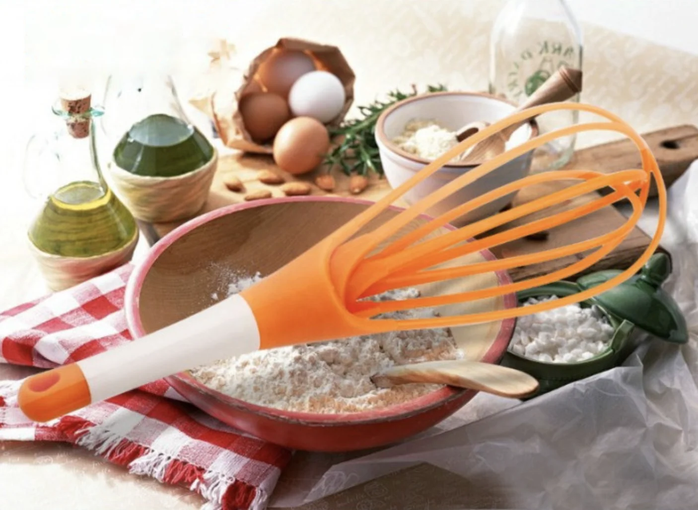 Home gadgets detachable Rotary Egg beater