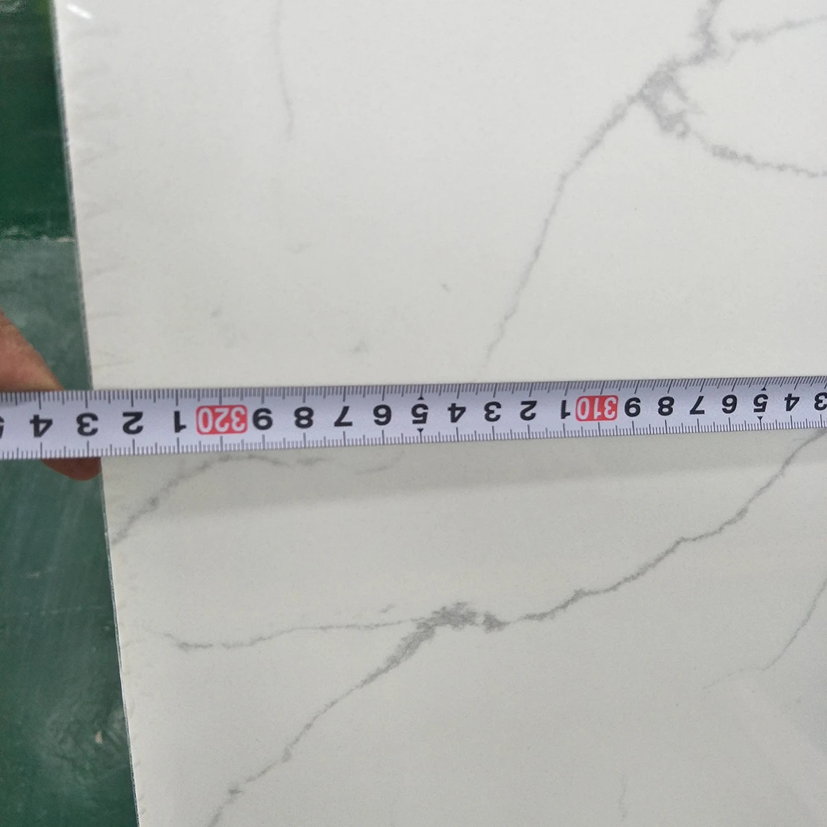 ZGSTONE Free Sample Calacatta Veins White Quartz Stone Slabs For Kitchen Countertops,  Bathroom Vanity Tops