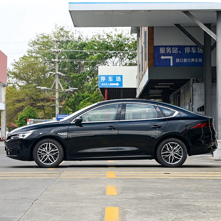 2024 Cheap Price Qin Plus Ev Car 420Km 510Km Range 130Km/H Pure Electric Car For Byd