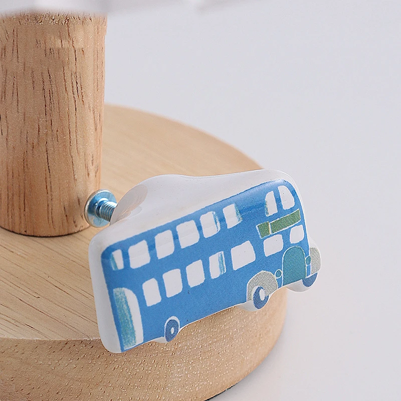 Hoone Creative Childlike Small Animal  Ceramic Cabinet Furniture Handles