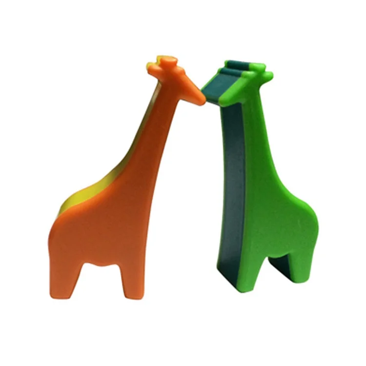 Plastic Maracas Cute Small Giraffe Music Toys Musical Instrument Animal Shaker For Children