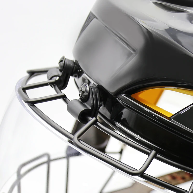 High Quality Two-in-One Ice Hockey Player Helmet with Dismountable Visor and Cage for Players