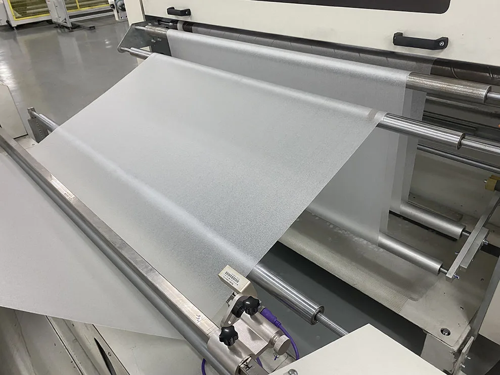 Full automatic EVA/TPT cutting machine for cutting EVA sheet making solar panel with punching function