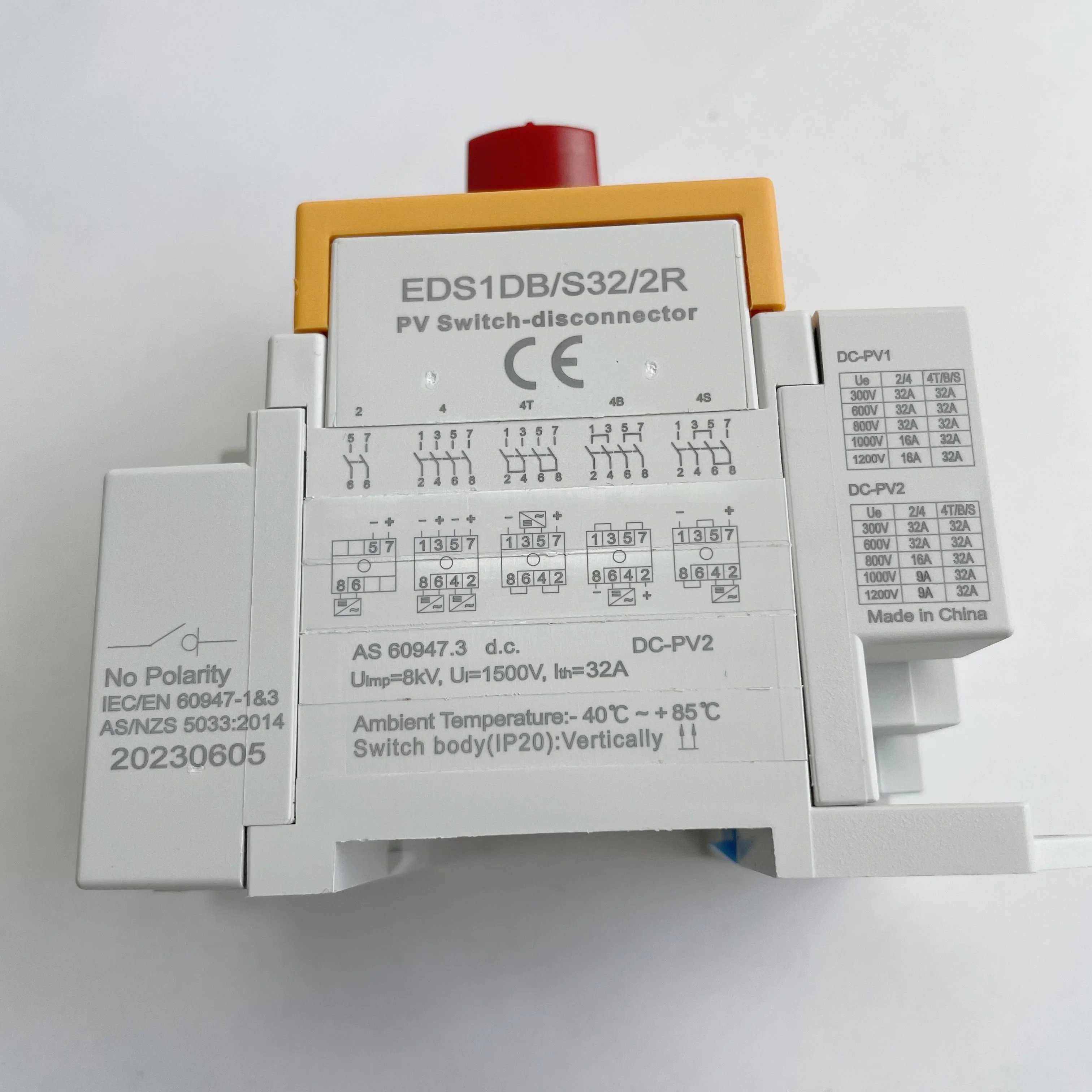 EDS1DB-S Din Rail DC Disconnector 2P 1000V 1200V 1500V 32A Solar Rotating Handle Isolator Isolating Switch for PV Solar System