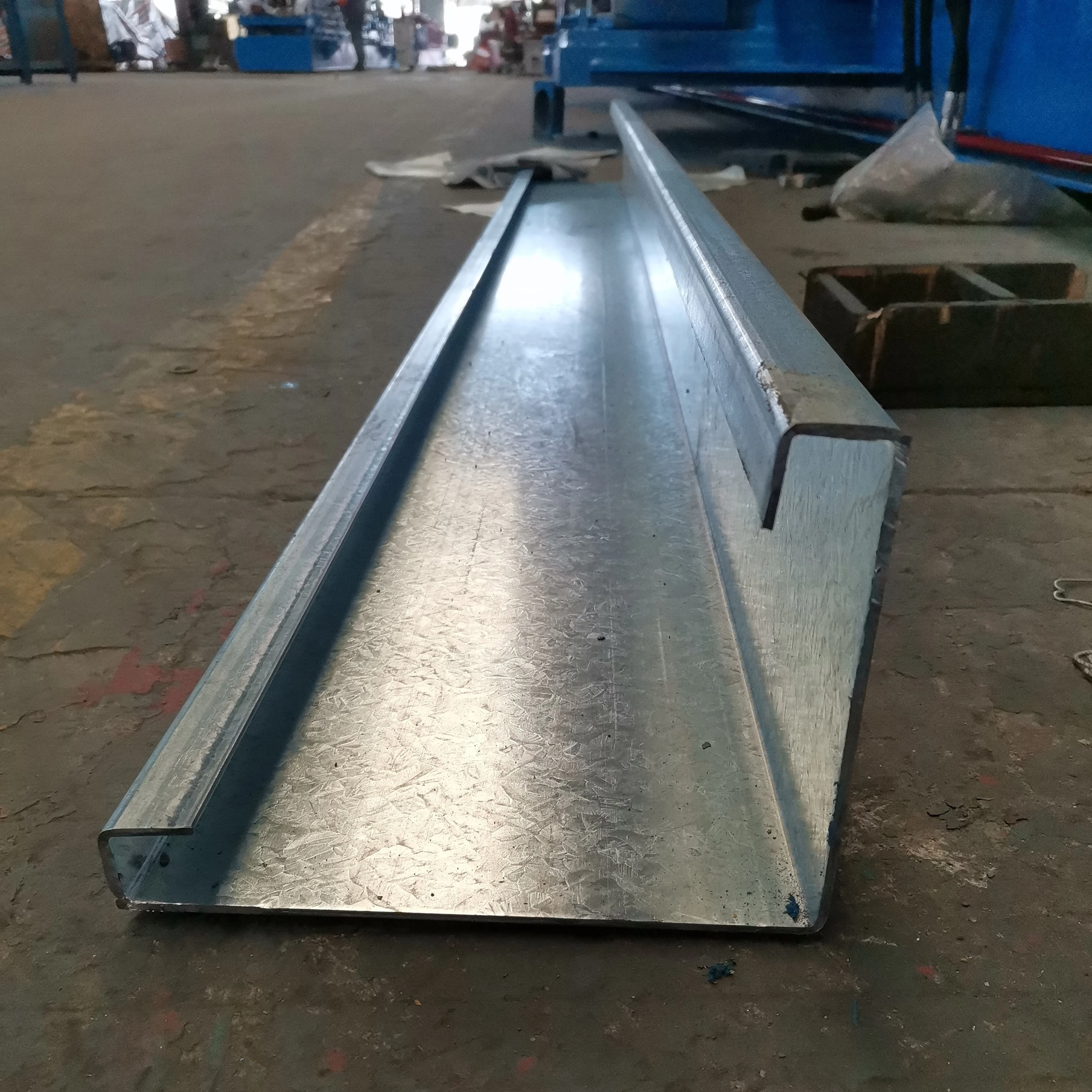 Prefab House / Container Office /Container House Series Roll Forming Machine for Stiffener