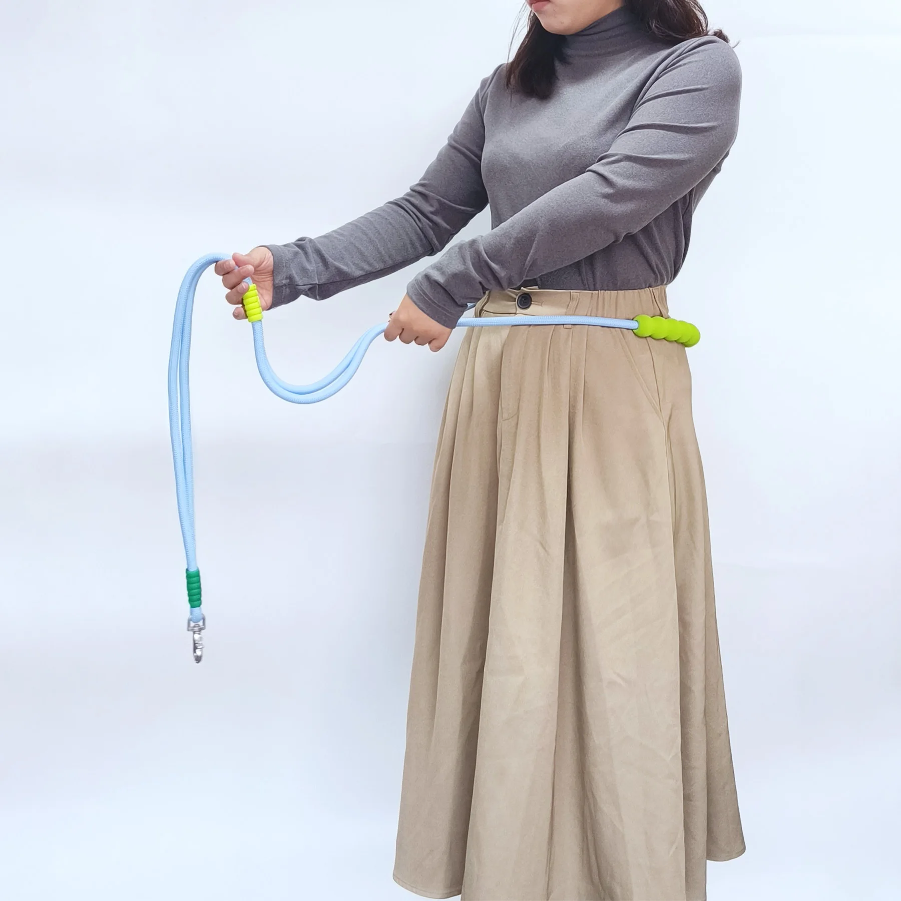 Custom 2023 New Design Luxury Hands-free Dog Rope Leash Adjustable Length Polyester Lead for Small Large Medium Dogs