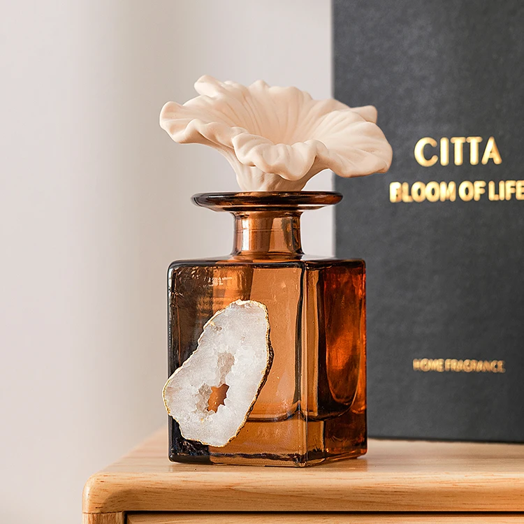 Luxury bathroom essential oil Reed Diffuser sticks jasmine rose and oud designer rattan best smelling room Reed Diffuser