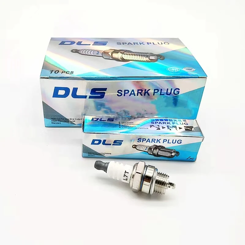 L7T Spark plug gasoline saw accessories Garden machinery accessories two stroke chainsaw lawn mower spark plug nozzle