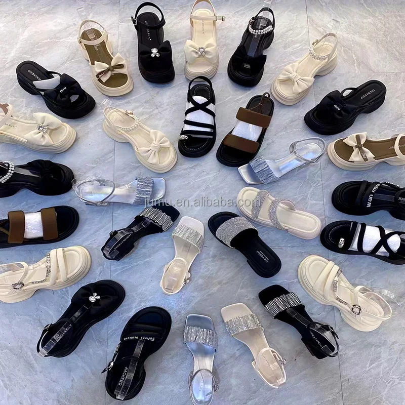 F2410 Wholesale Ladies Fashion Flat Shoes Comfortable PU Leather Dress Shoes Round Toe Slip on Loafers Shoes for Women