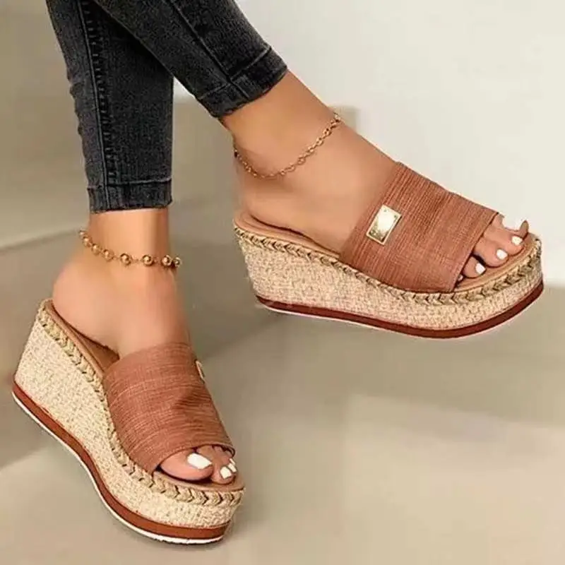 2022 large size platform heel thick sole women shoes Summer cross-border ladies high heel comfortable sandals slippers