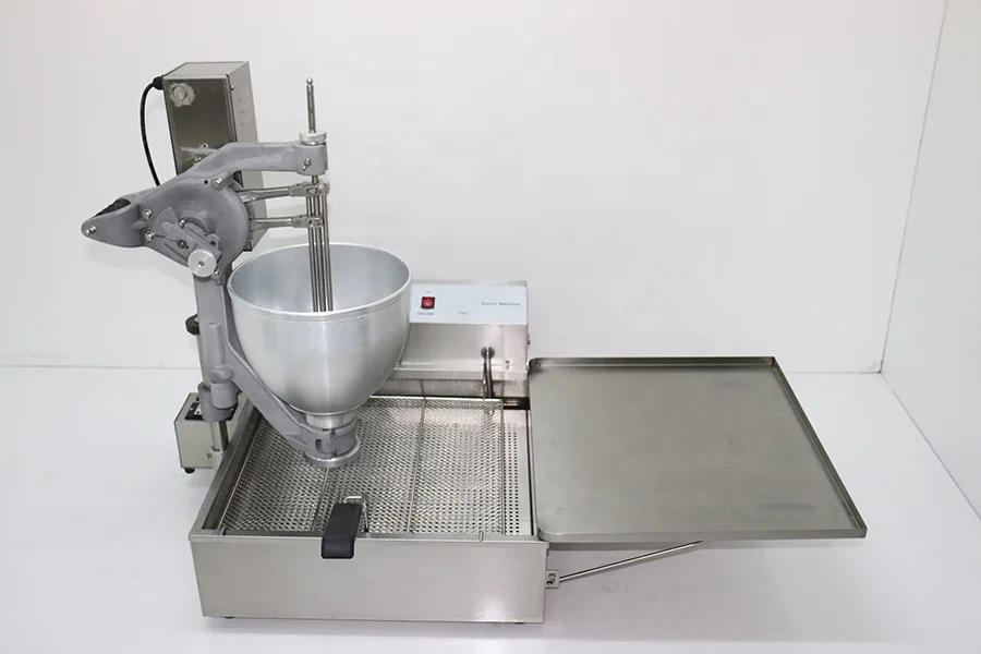 Commercial mini automatic yeast donut fryer machine with feeder fry