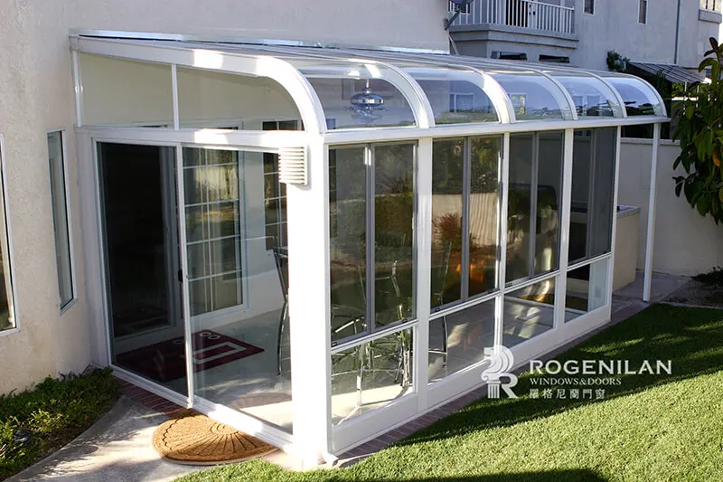 2023 Rogenilan new design modern Garden Sun Room Glass House commercial glass houses