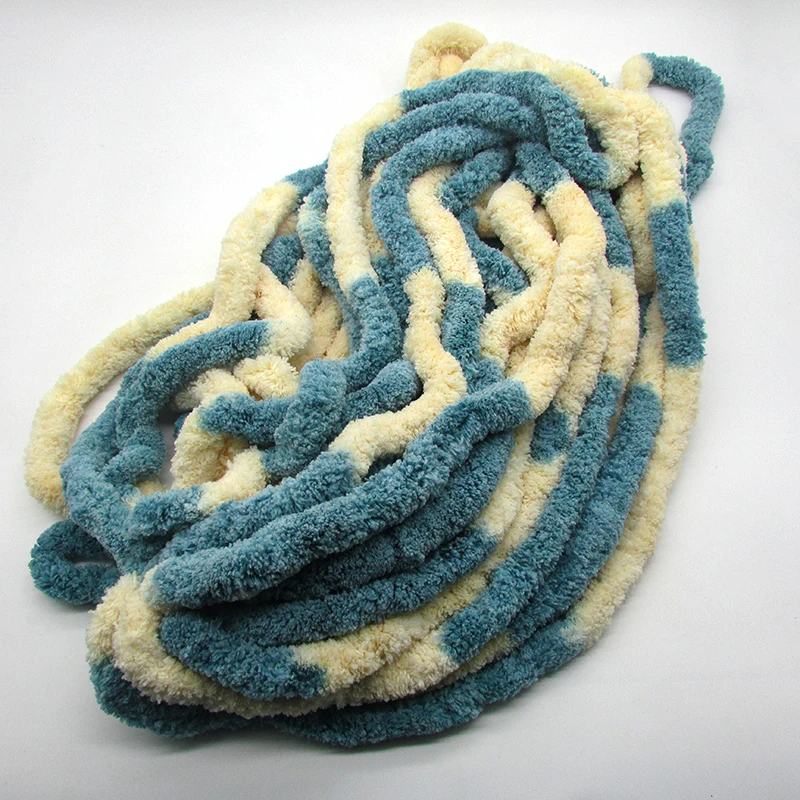 Factory direct selling hot wholesale soft yarn crochetfake for hand knitting ball super soft faux fur polyester yarn