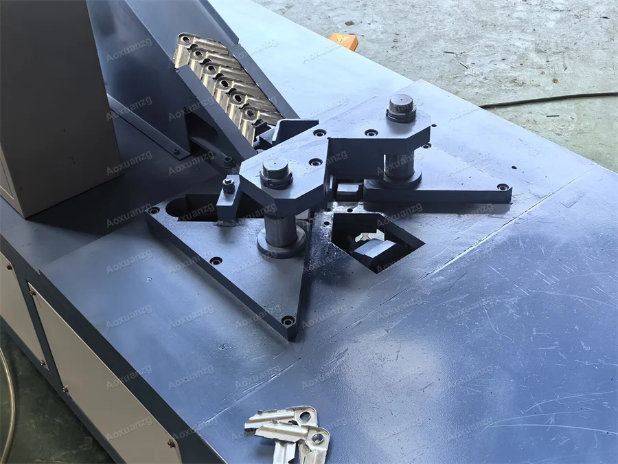 TDF Pneumatic Corner Fitting Machine ,TDF Corner Binding Machine,corner Mounting Machine
