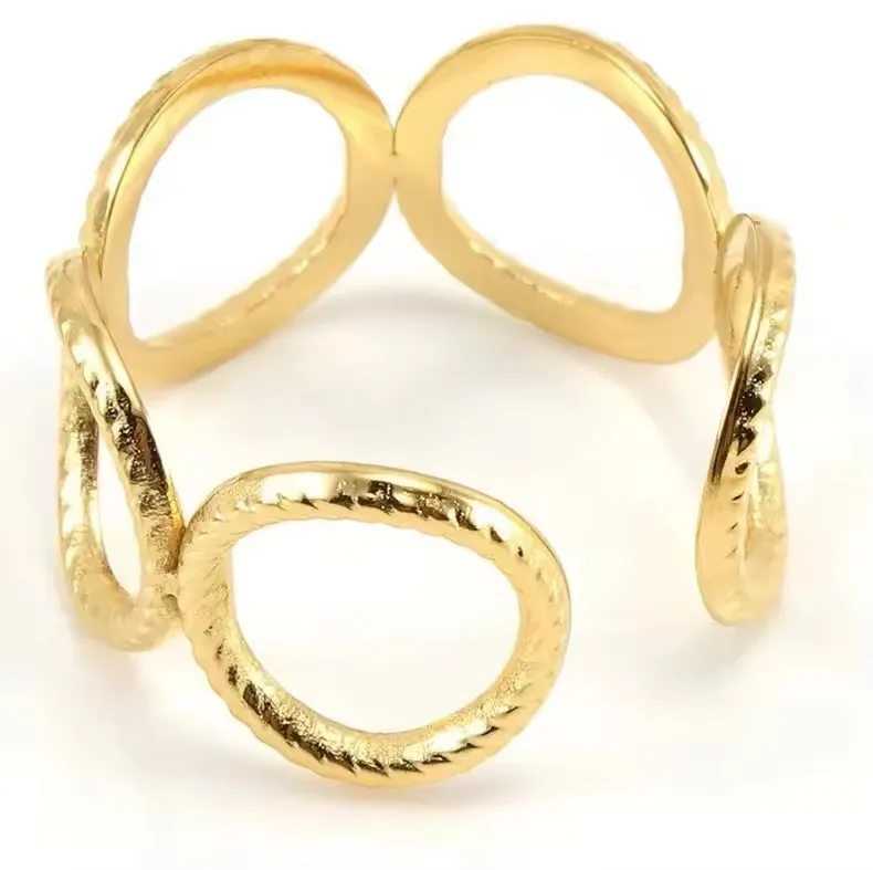Titanium steel interlocking one-size ring for women, 18K stainless steel personalized movable adjustable ring fashion jewelry