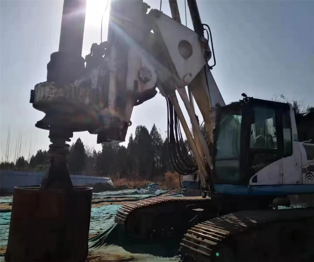 Yutong YTR230 hydraulic drilling rig used conditioon rotated torque 230KN YTR230 piling machines