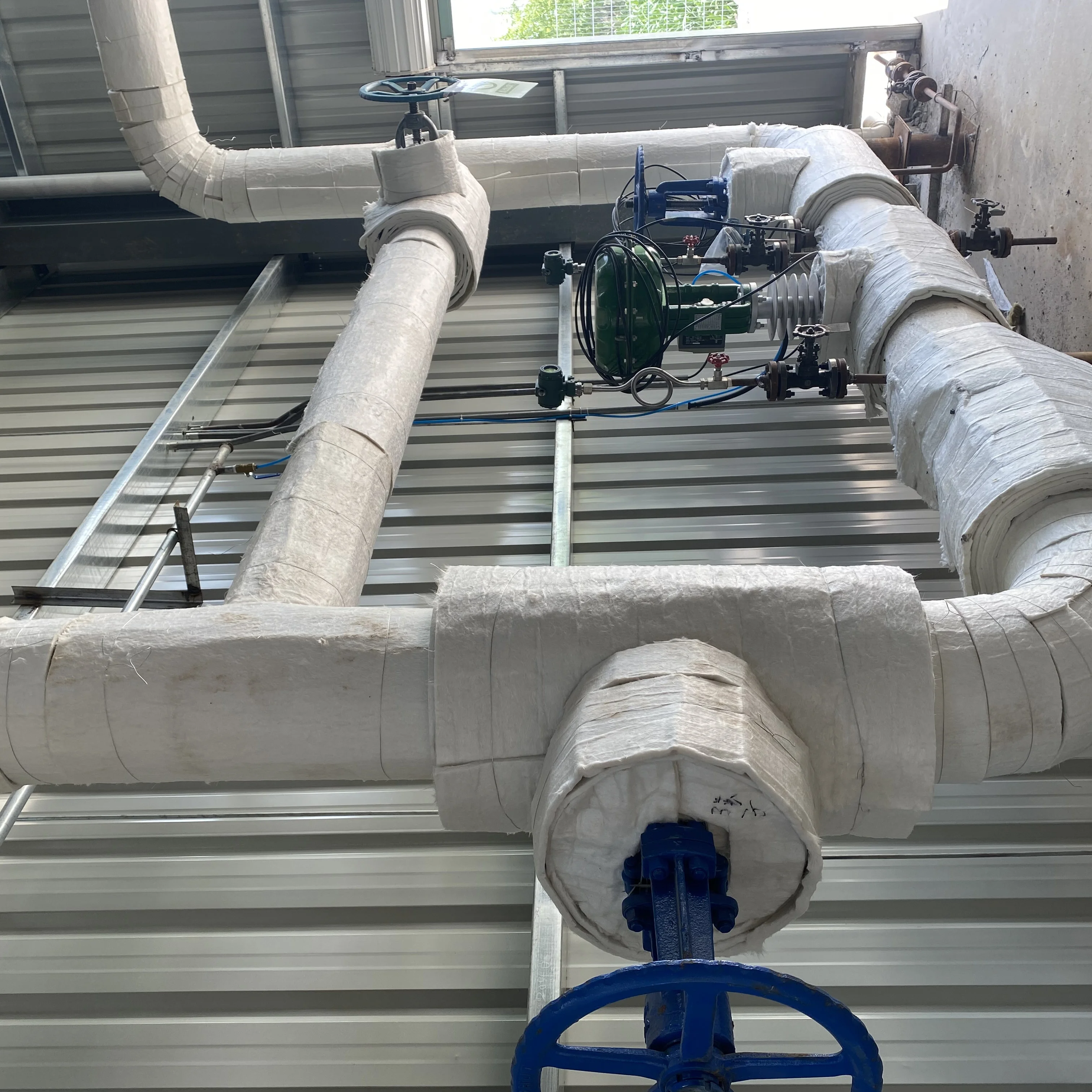 Pipe insulation irregular shape aerogel jacket hydrophobic sillca aerogel insulation material oil pipeline insulation