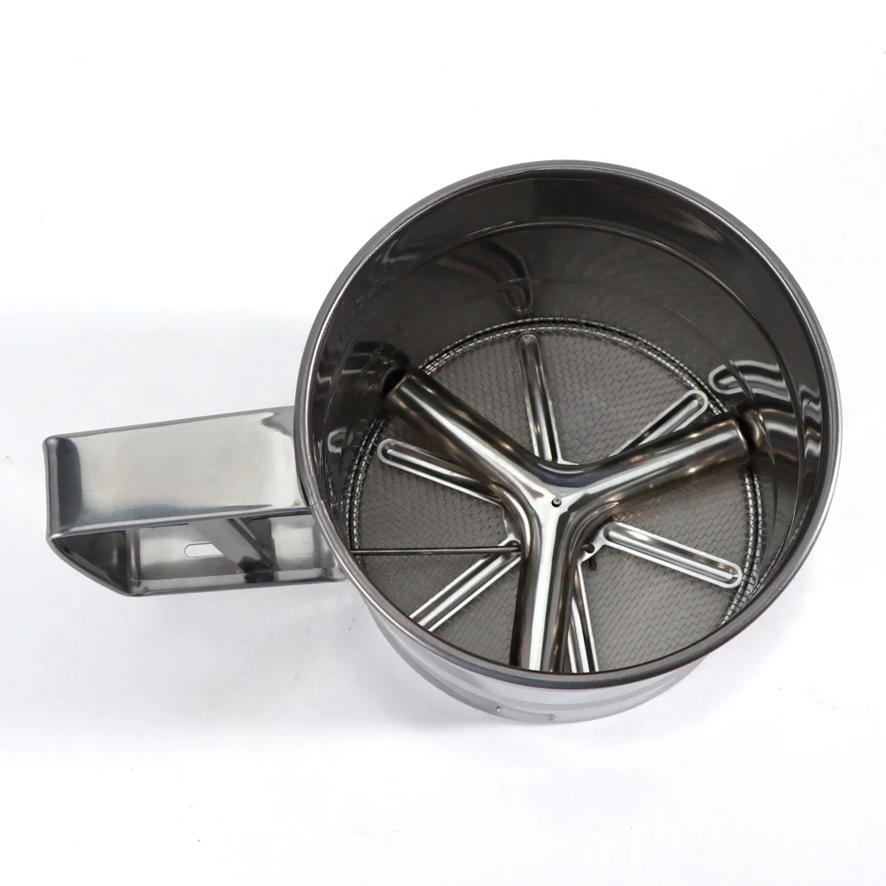 Flour Sieve Stainless Steel Shaker Sieve Cup Flour Sifter Hand Held Baking Tools Baking Strainer Sifters