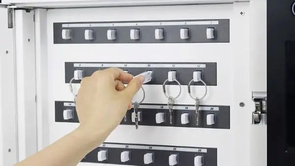Keylongest smarte Intelligent Digital Face Recognition  Key safe cabinet with management system