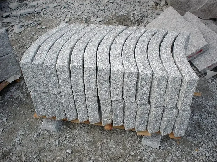 Chinese Cheap Granite Road Kerbs Light Grey Granite Curbstone G603 Granite Round Kerbstone