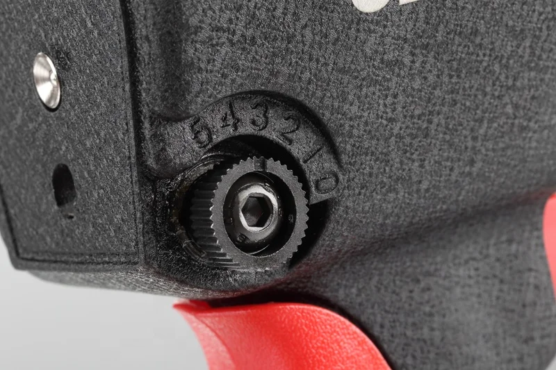 
Professional Level Powerful Aluminium Housing+PVC Grip1/2