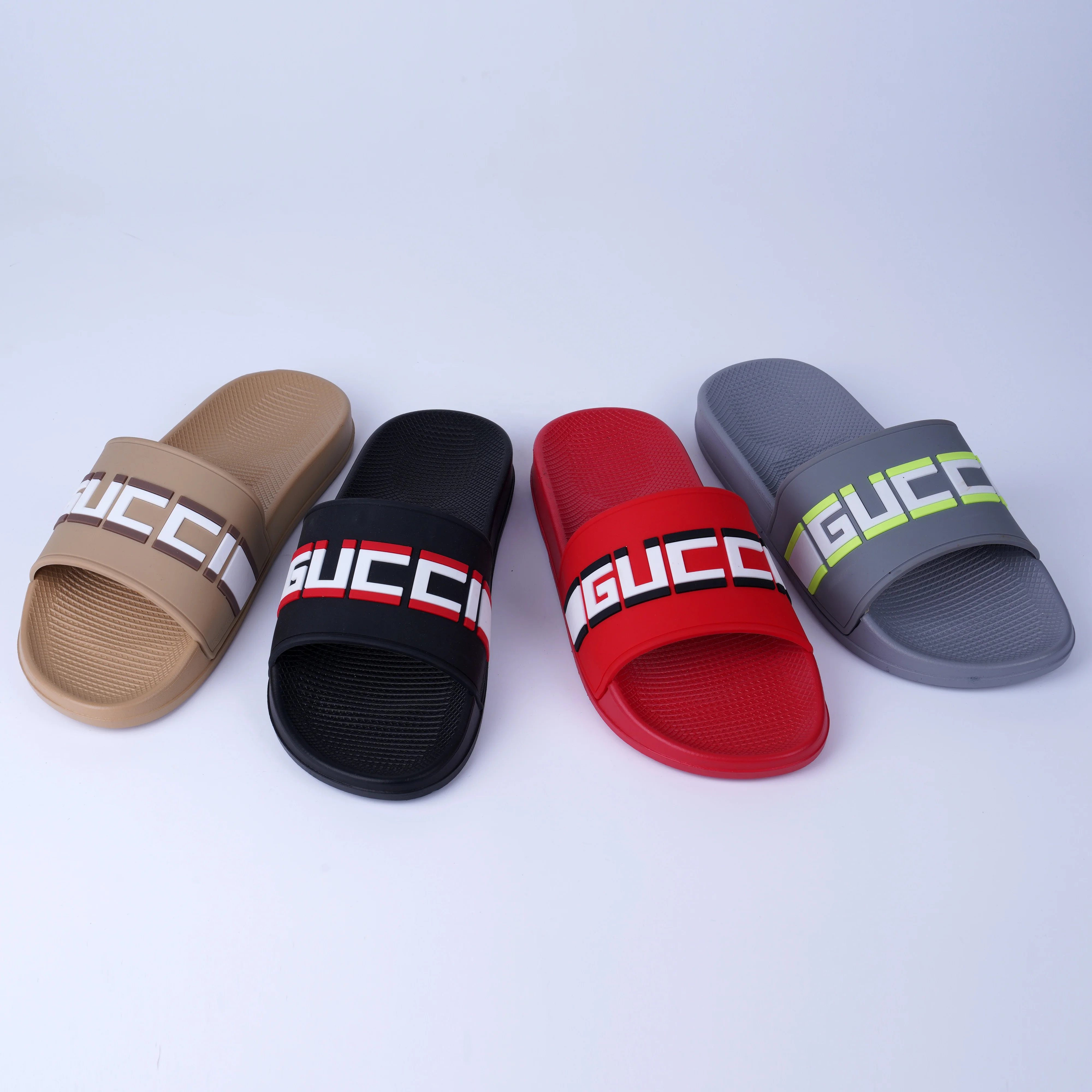Fashion and personality Letter design beach slippers for men Hot sale non-slip soft causal unisex slippers
