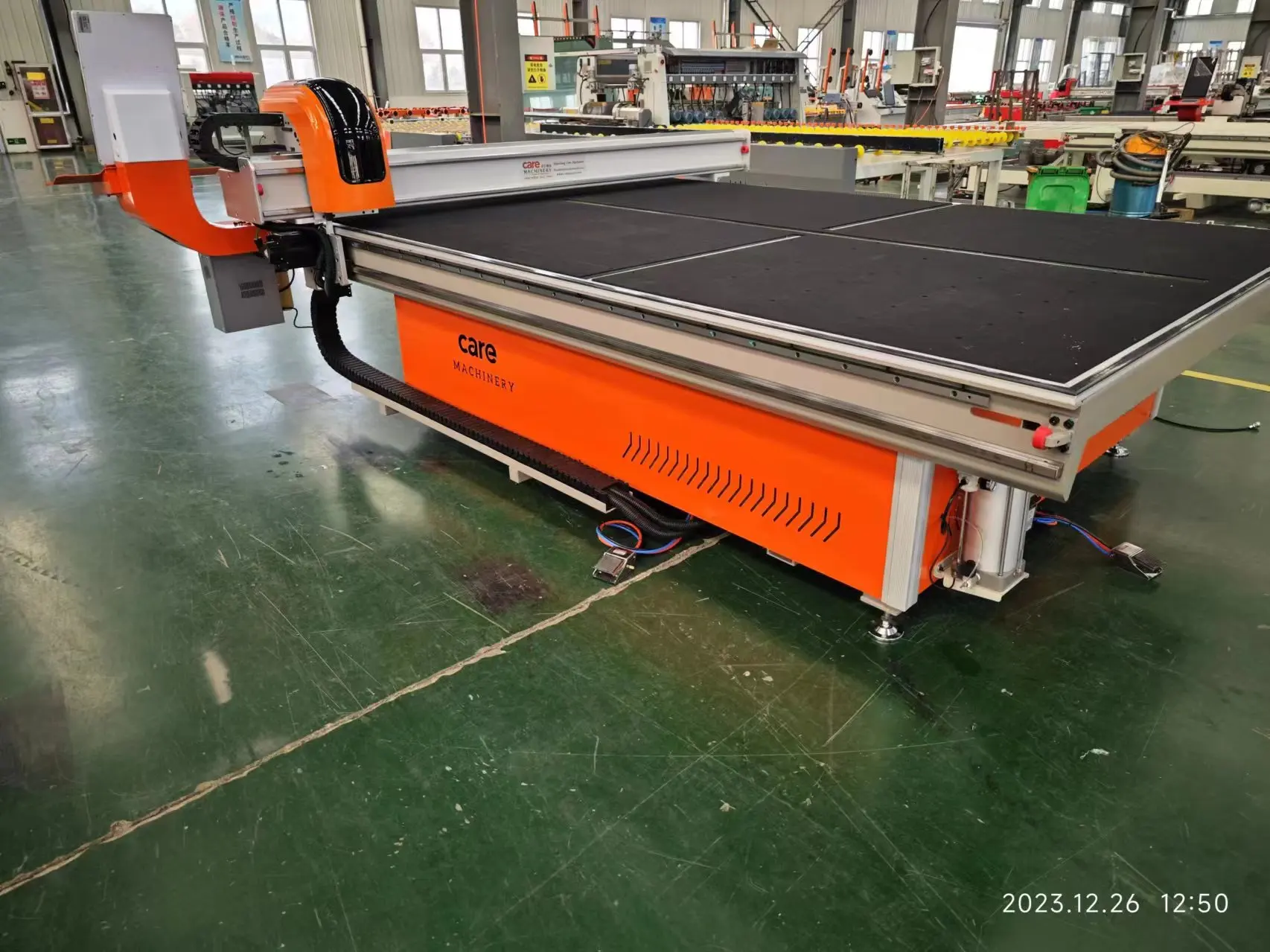 Низкая Стоимость CNC автоматический стеклянный стол для резки стекла неправильных форм