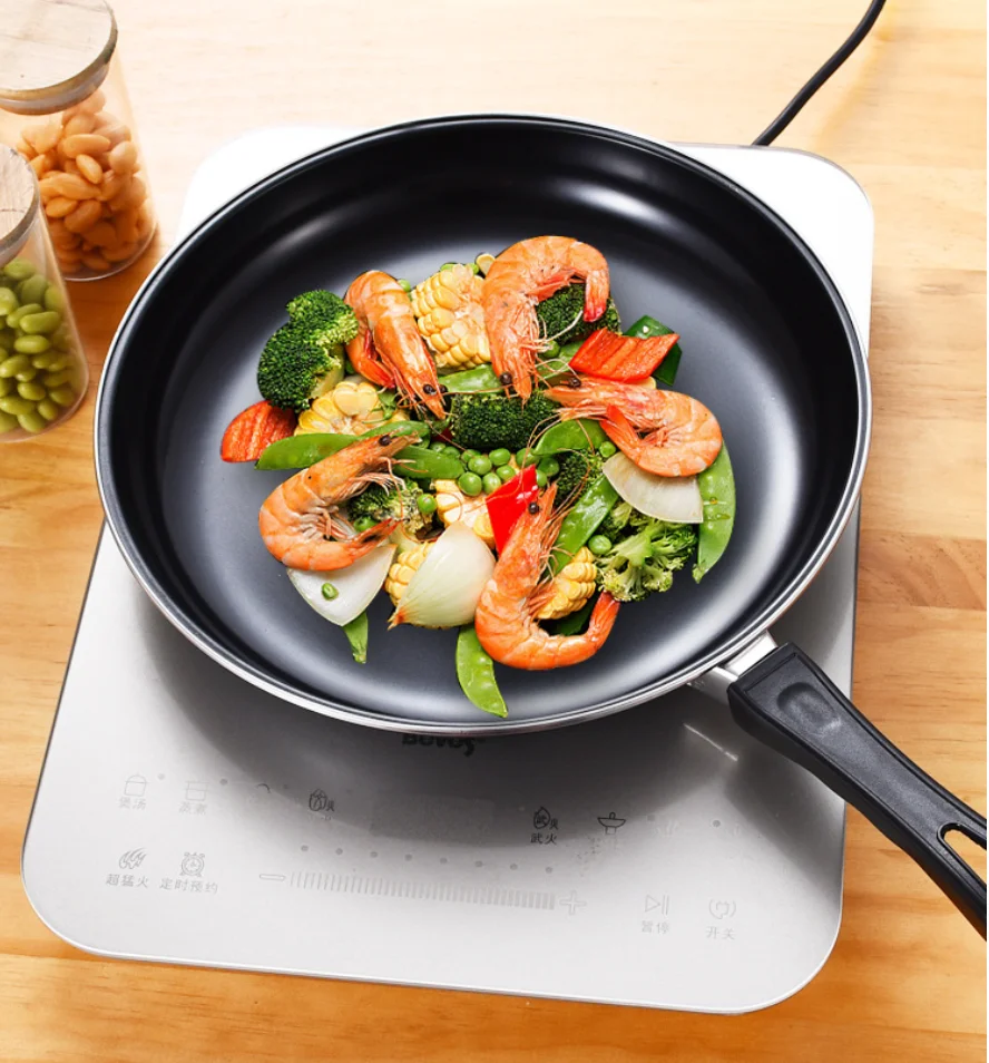 Carbon Steel Black Nonstick Fry Pan kitchen Cookingware Set Fry Pan With Long Handle Three sizes carbon Steel Cookware Fry Pan
