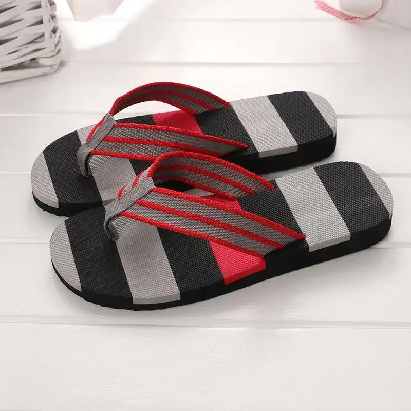 Wholesale Flip-flops Massage Granule Men Slippers Comfortable Beach Sandals Men Casual Shoes House Flip Flops Bathroom Shoes