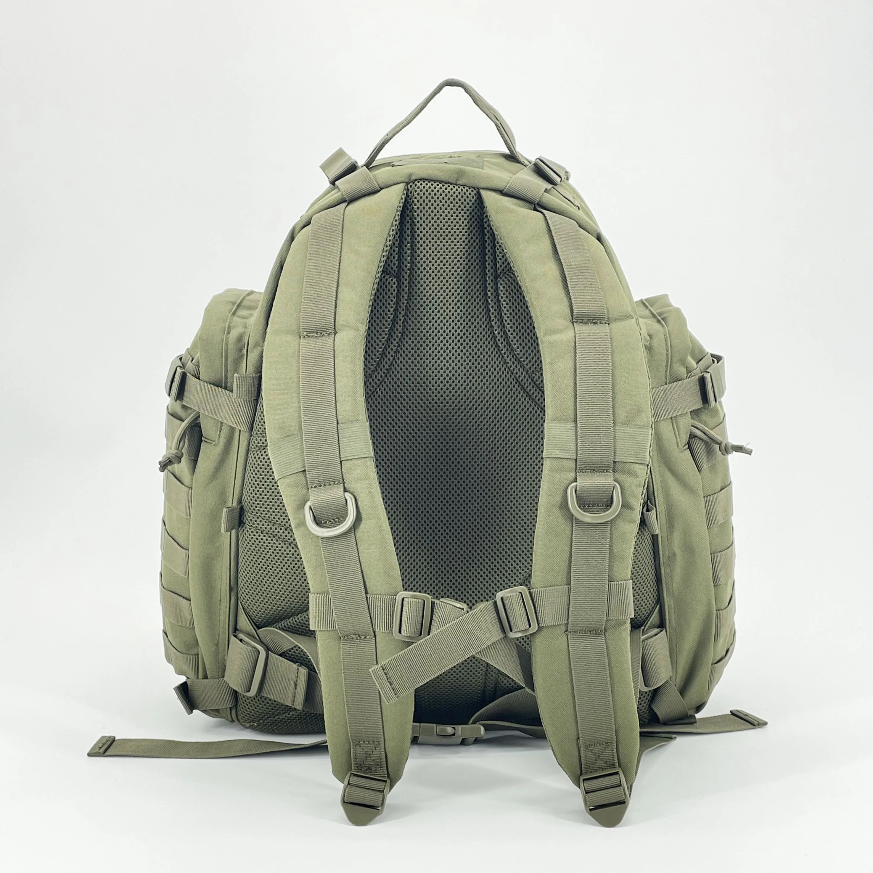 Wholesale Camo Pattern Tactical Backpack Unisex Outdoor Waterproof Camping Backpack with Zipper Closure for Hunting Outing Trips