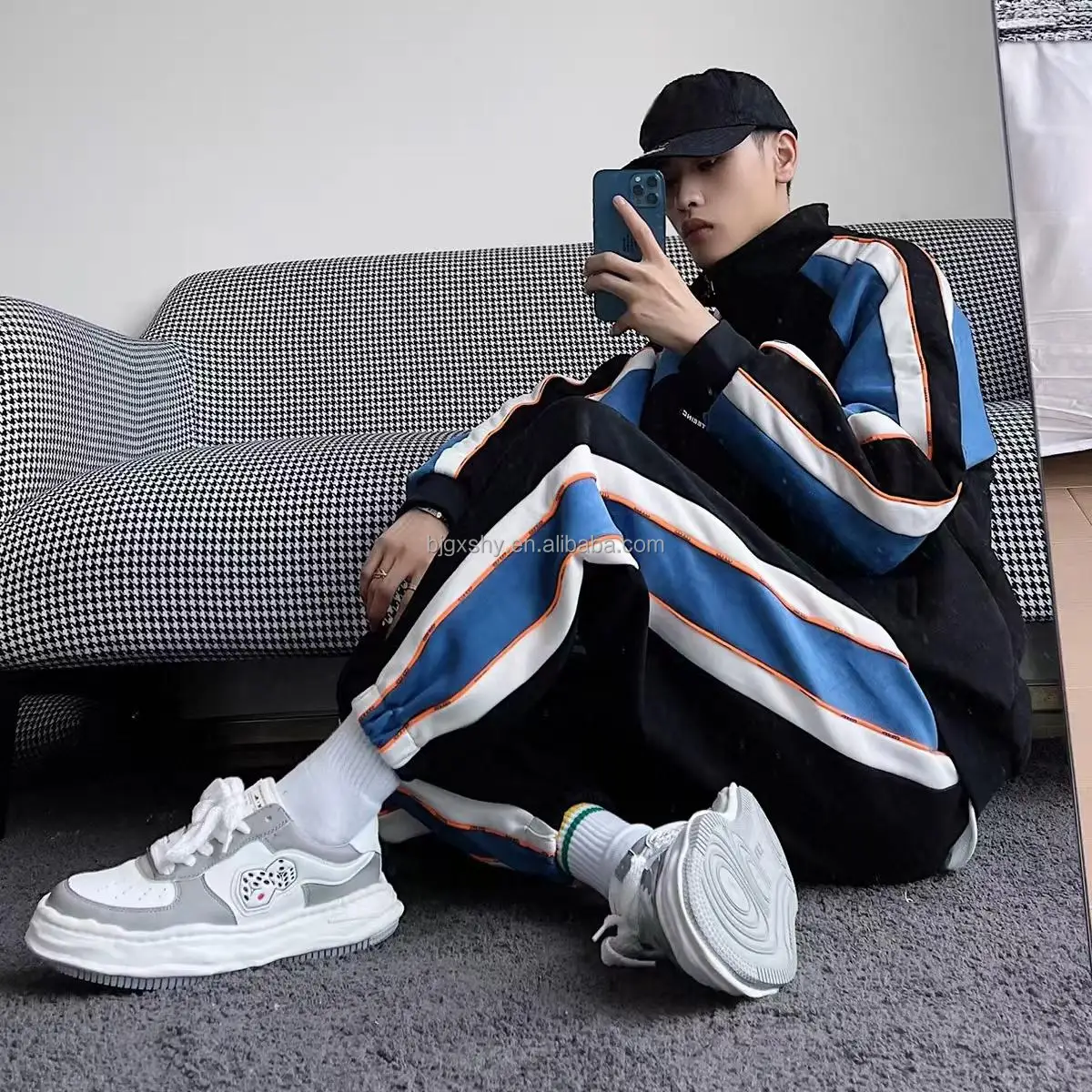 Европейский осенний Новый мужской повседневный комплект кардиган верхняя одежда спортивные штаны вышитый из двух предметов