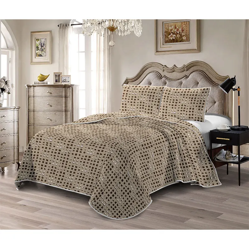 New Customized Light Green Flower Skin-Friendly Ultrasonic Quilted Bedspread Set