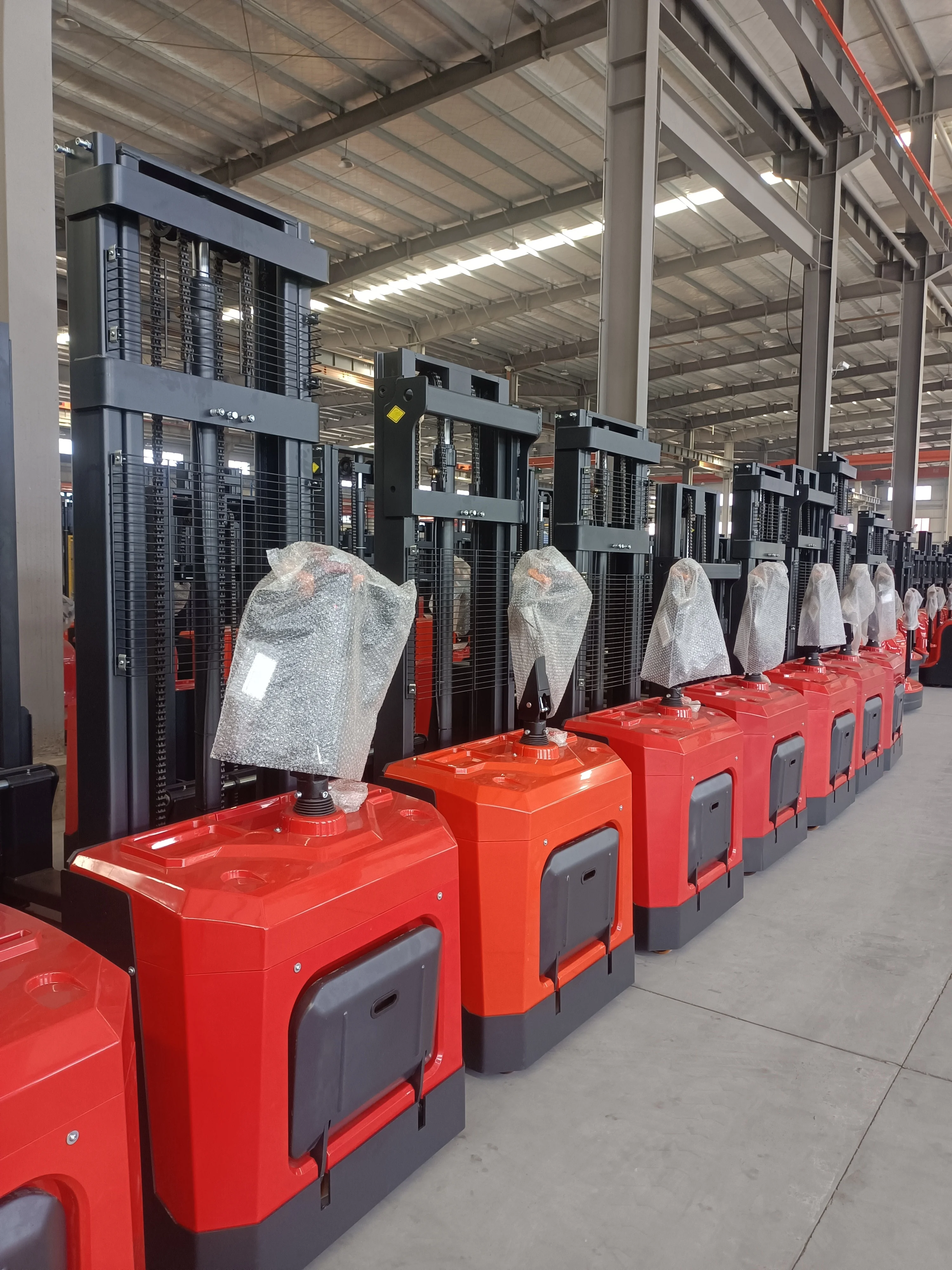 Hyder Small Size Ride on 1.5T Electric Stacker for  Narrow Space Operation