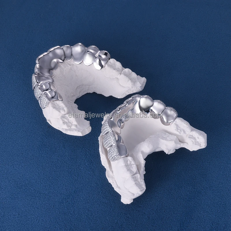 Customized Top 10 Bottom 10 S925 Silver Solid Gold D Vvs Lab Moissanite Diamond 100% Passed Diamond Tester Teeth Grillz
