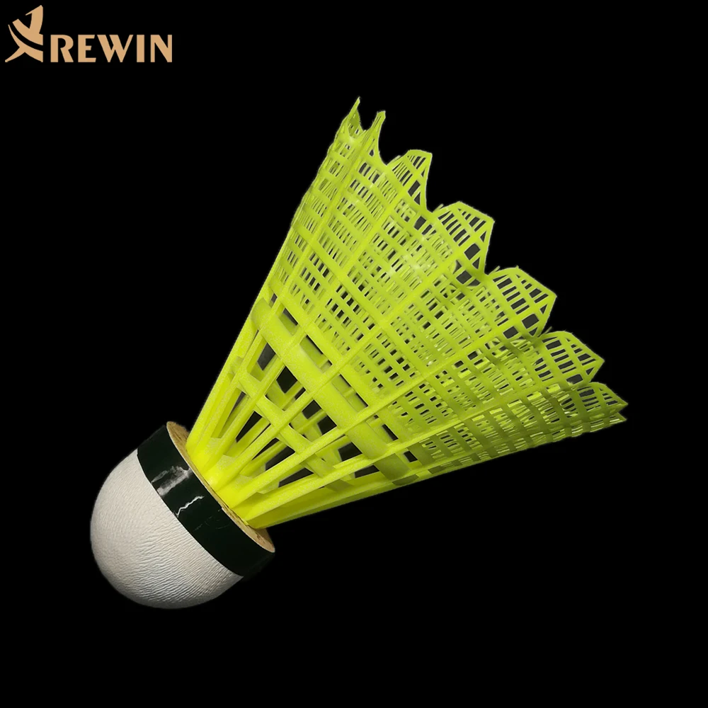 Высочайшее качество нейлоновый Волан с натуральной пробки M2000 для профессиональной подготовки