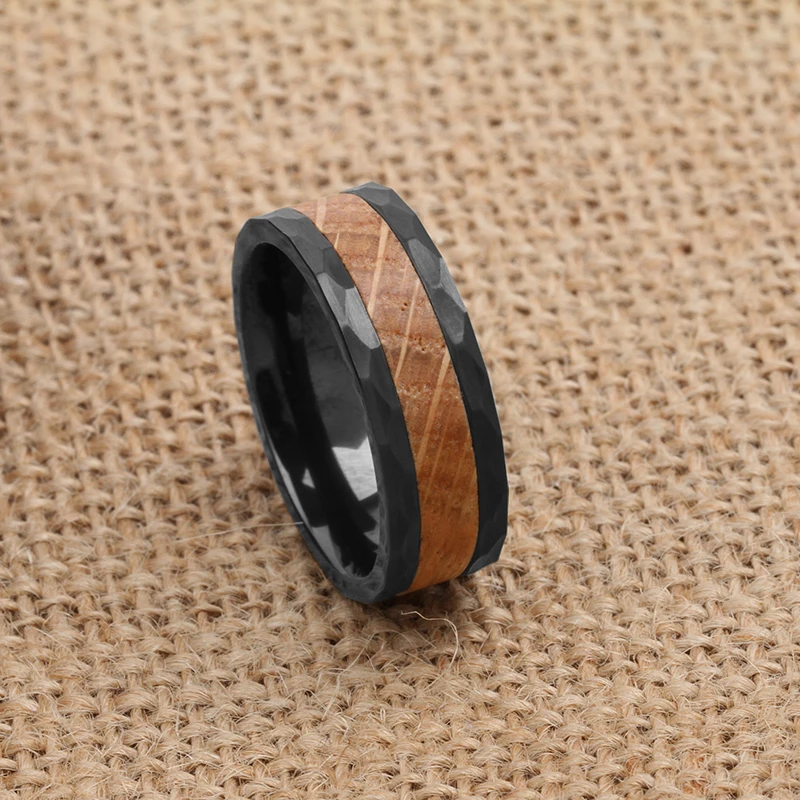 8mm brushed hammered with whiskey barrel wood titanium ring for men zirconium ring black ring jewelry
