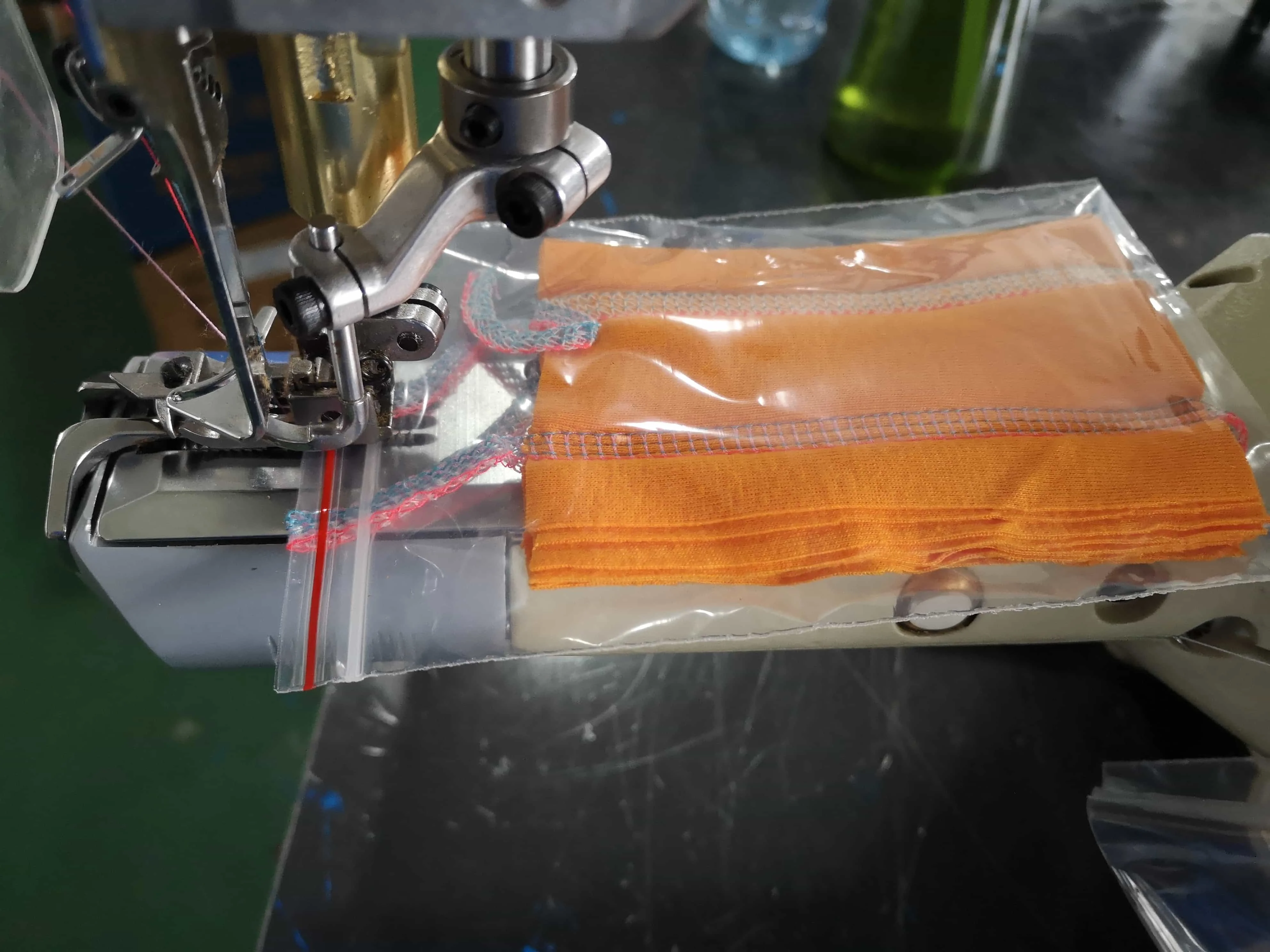 ZY1500DA Industrial & Factory Interlock Sewing Machine Direct Feed-On Type Cylinder Bed with Auto Trimmer Durable Motor