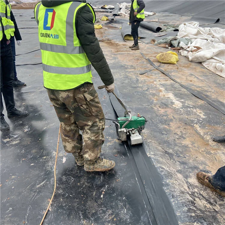 Cheap Price Geo-membrane Overlap Hot Wedge Welder Geomembrane Welding Machine