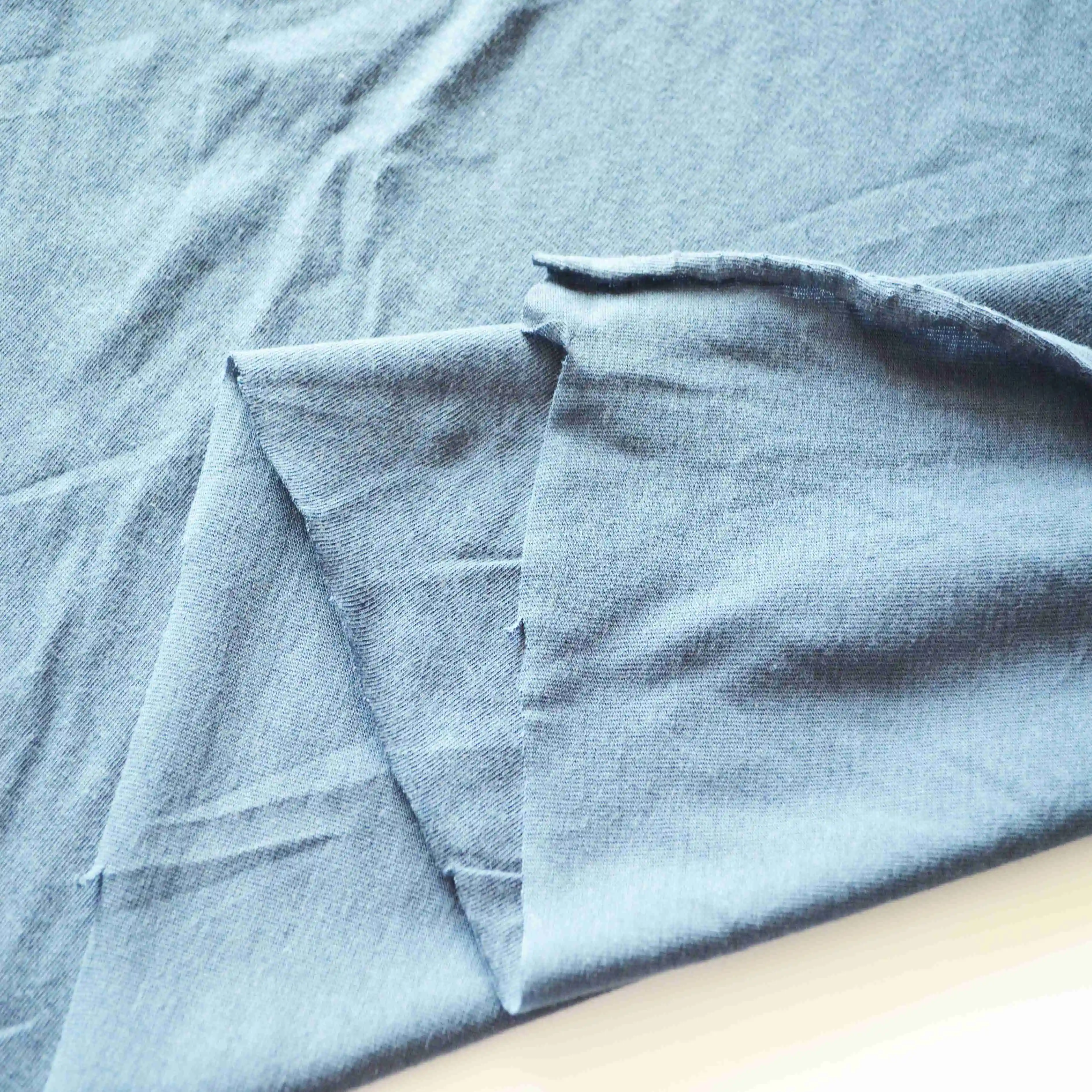 Plain Dyed 40s 110gsm Combed 100% Cotton Knitted Single Jersey Fabric for T-Shirt Lining