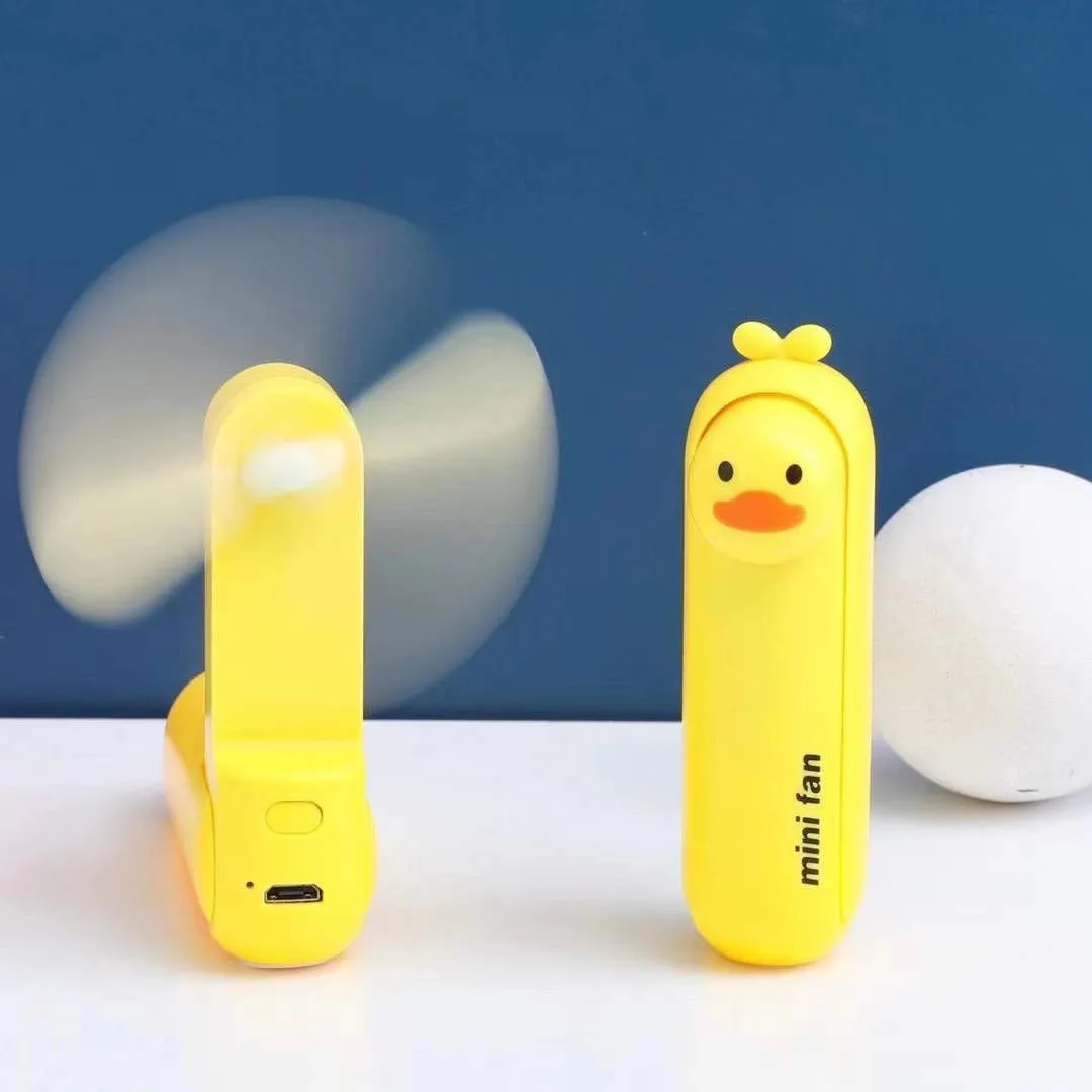 Personalized innovation Portable Rechargeable Fan Super Mini As Key chain Accessory Fan With Lighting Function Muti-use  Fan