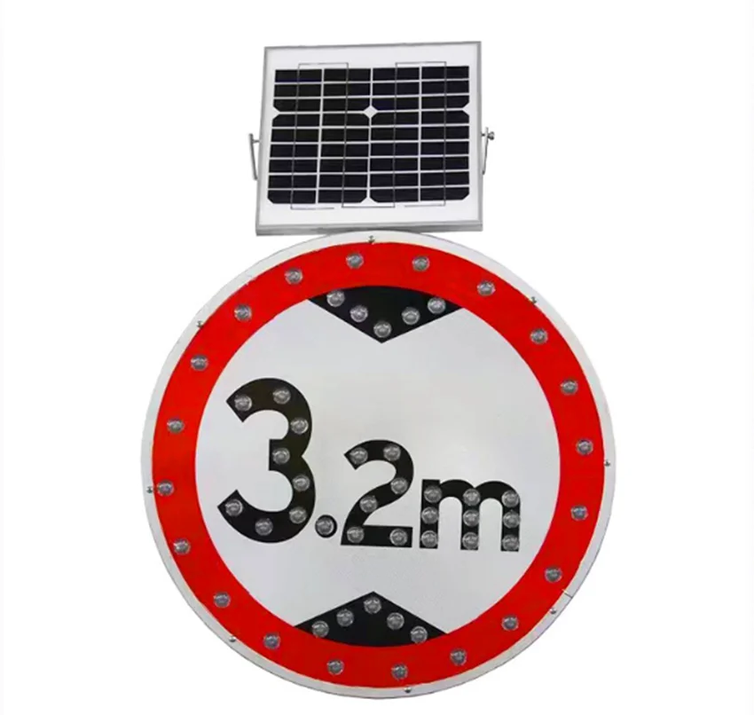 Highway Roadway Traffic Used Solar Give Way Sign Board Solar Sign Light