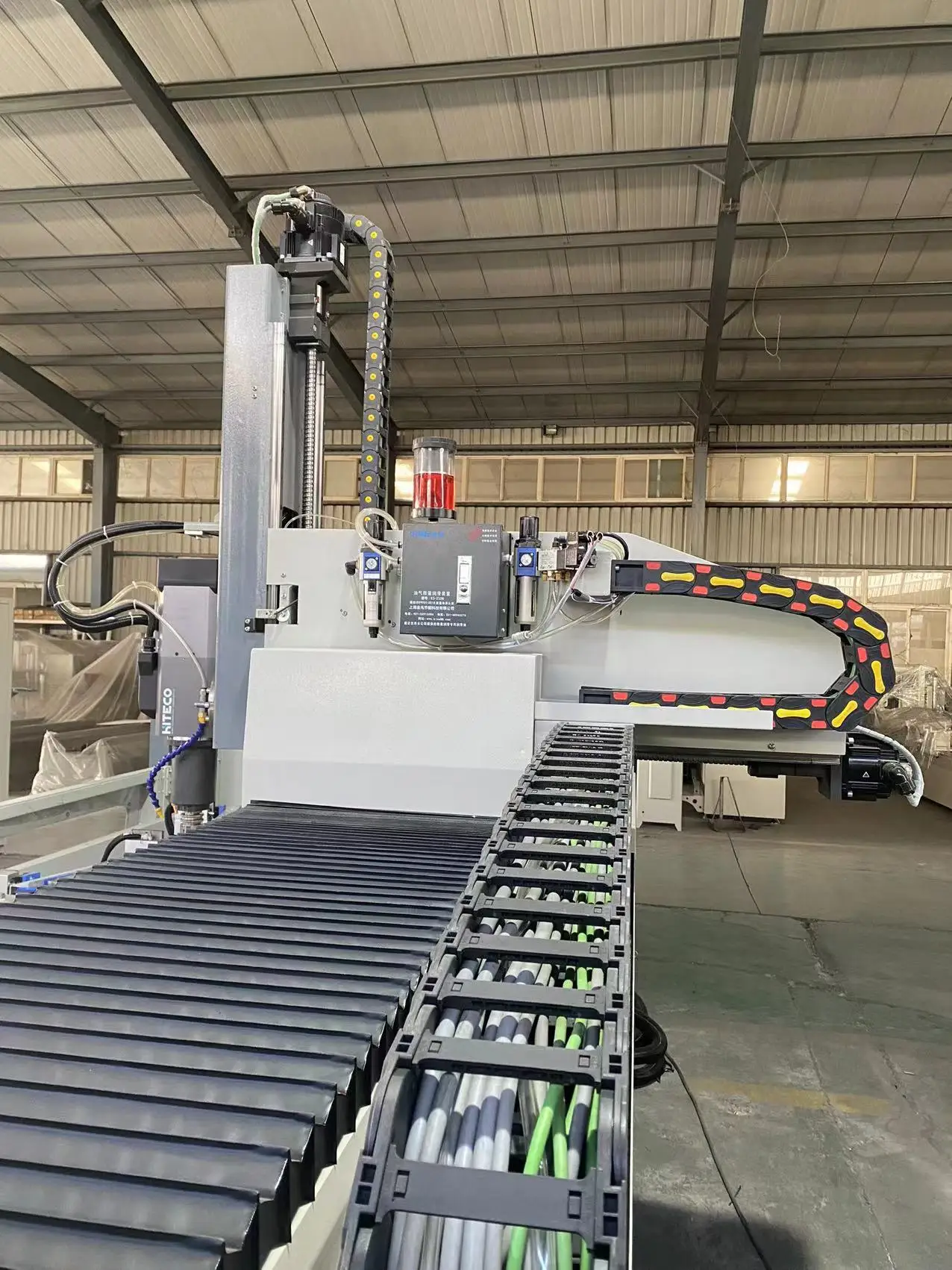 ATC  Aluminum Profile CNC Milling And Drilling Machine CNC router