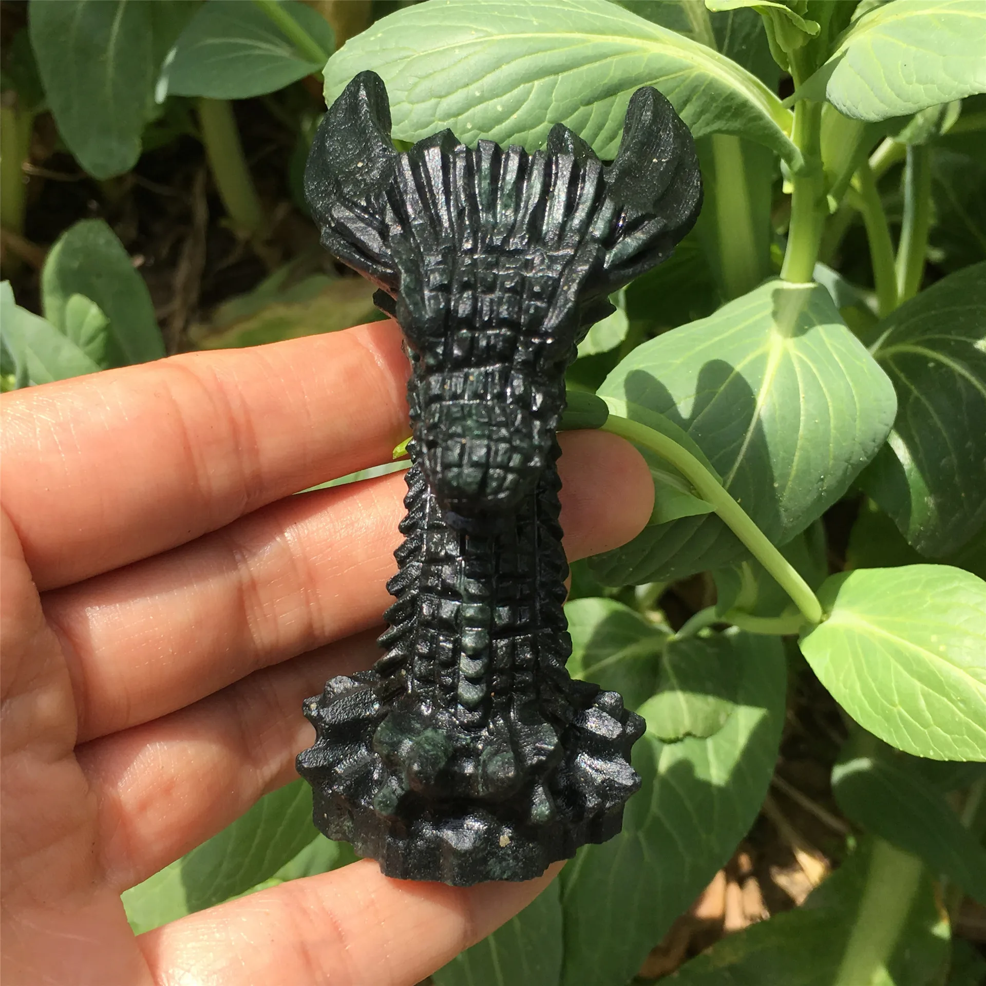Natural Crystal Raw Stone Obsidian Dragon Figurine Crystal Crafts Home Decoration