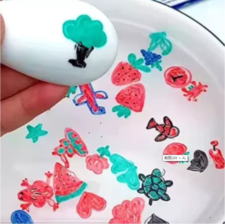 12Colors Water Painting Pen Magic Water Floating Doodle Pens Colorful Drawing Markers Early Education Toys Whiteboard Marker
