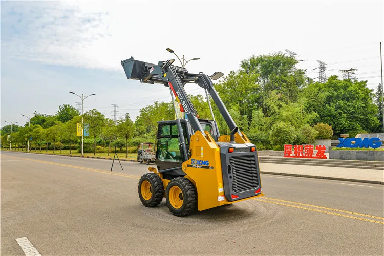XCMG Official Second Hand XC7-SR07 Mini Loader Skid Steer Loader with Multifunctional Attachments
