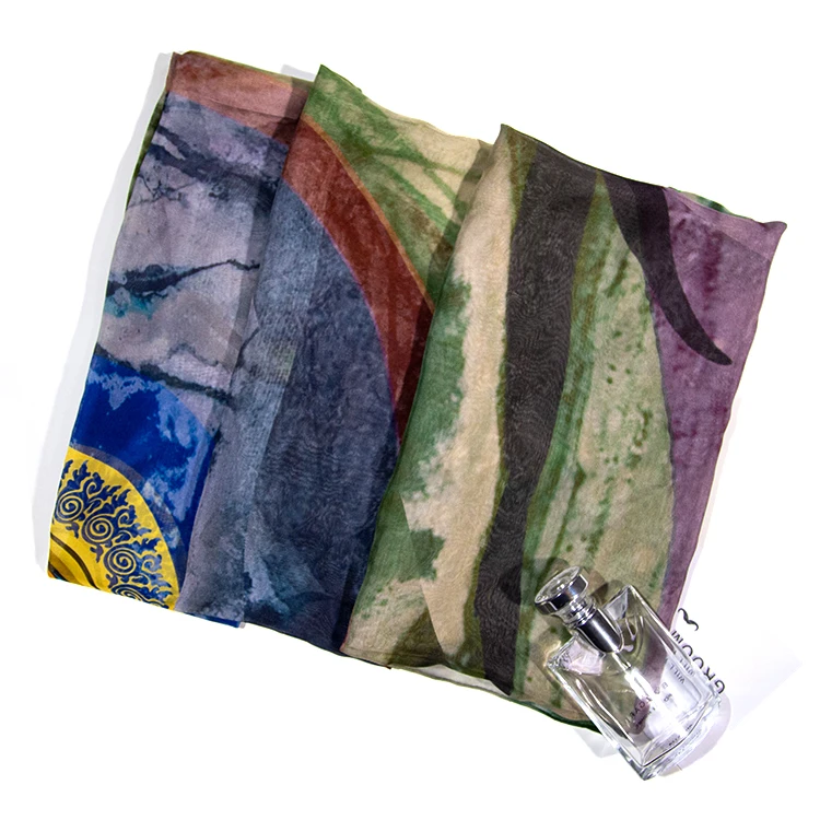 
Custom Printed Manufacturing Silk Scarves Bandana Square Silk Scarf Women Hijab 